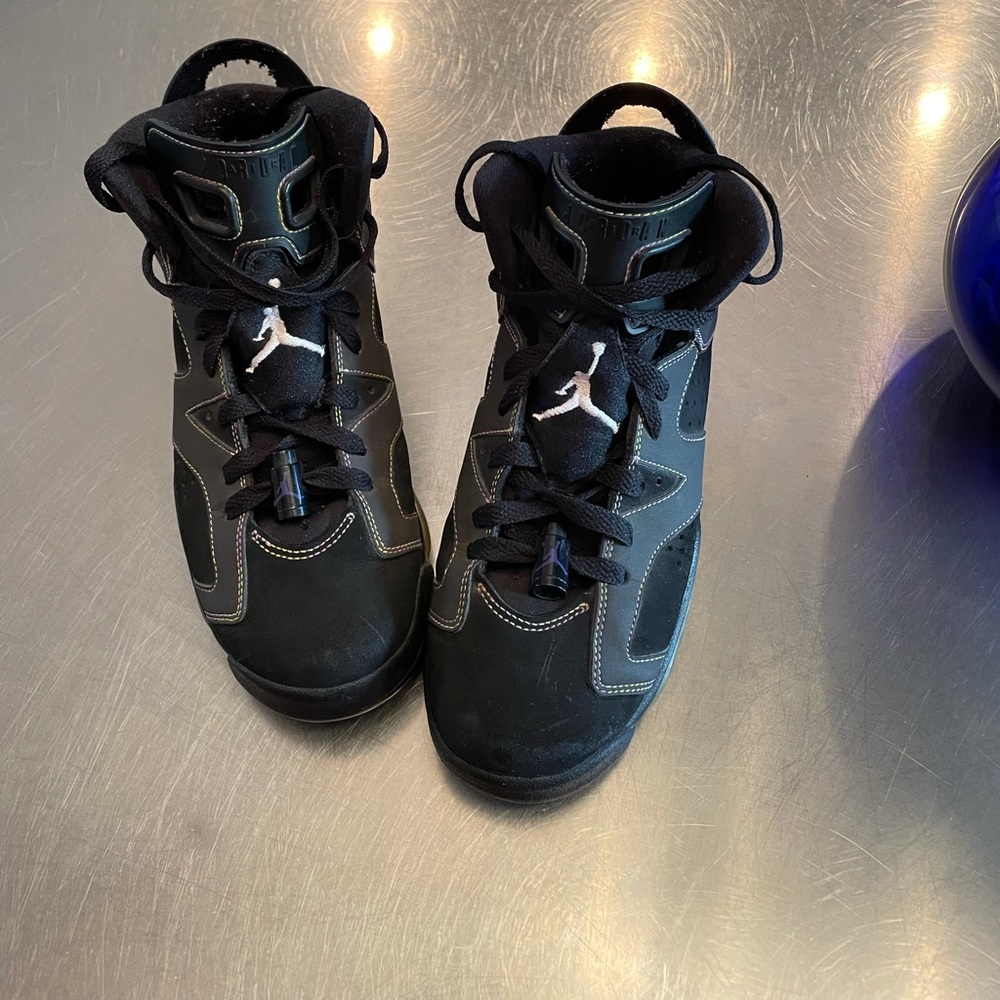 Nike Air Jordan Sneakers Size 6Y